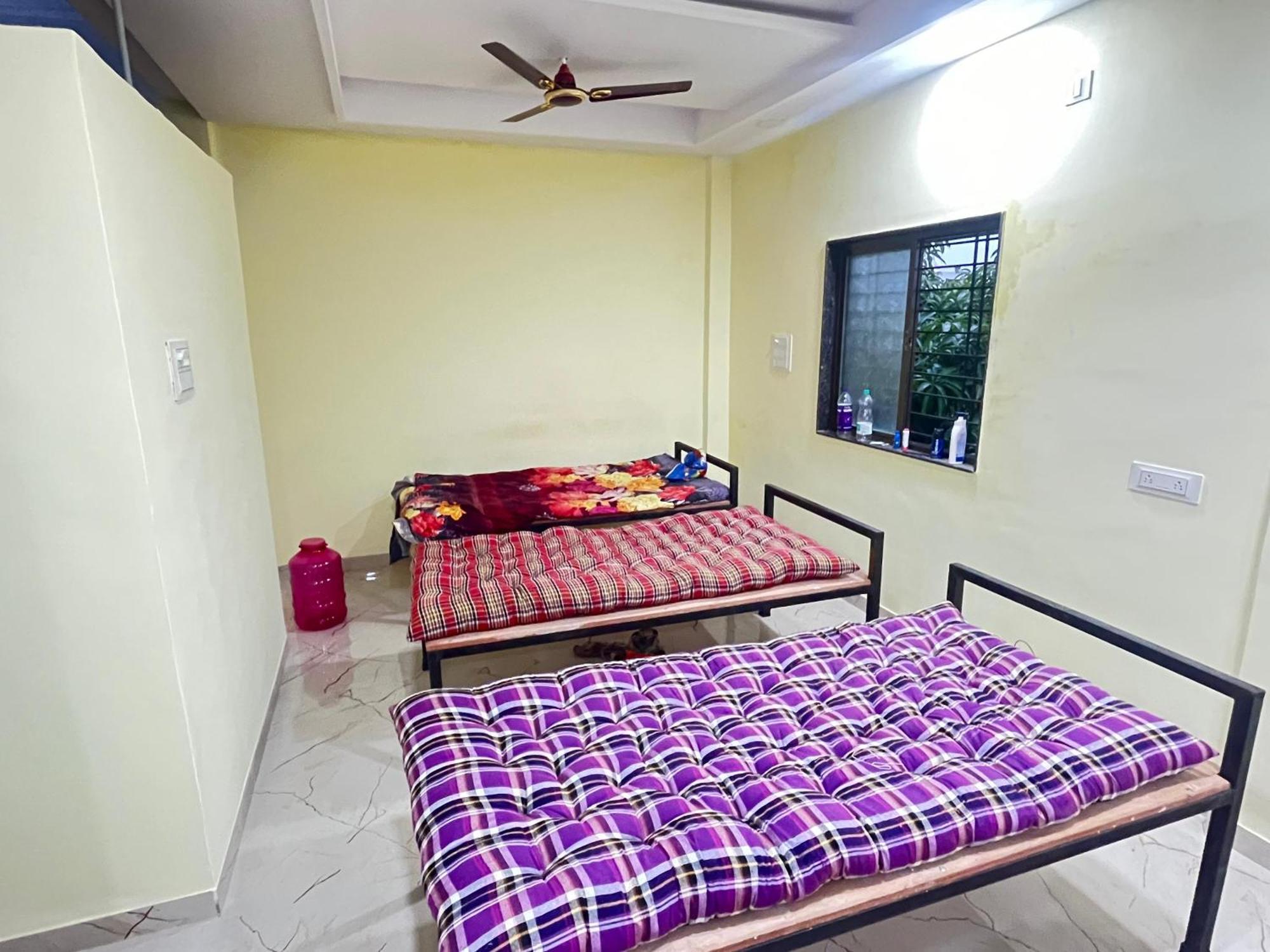 Shree Swami Samarth Pg Rooms For Boys โซลาปูร์ ภายนอก รูปภาพ